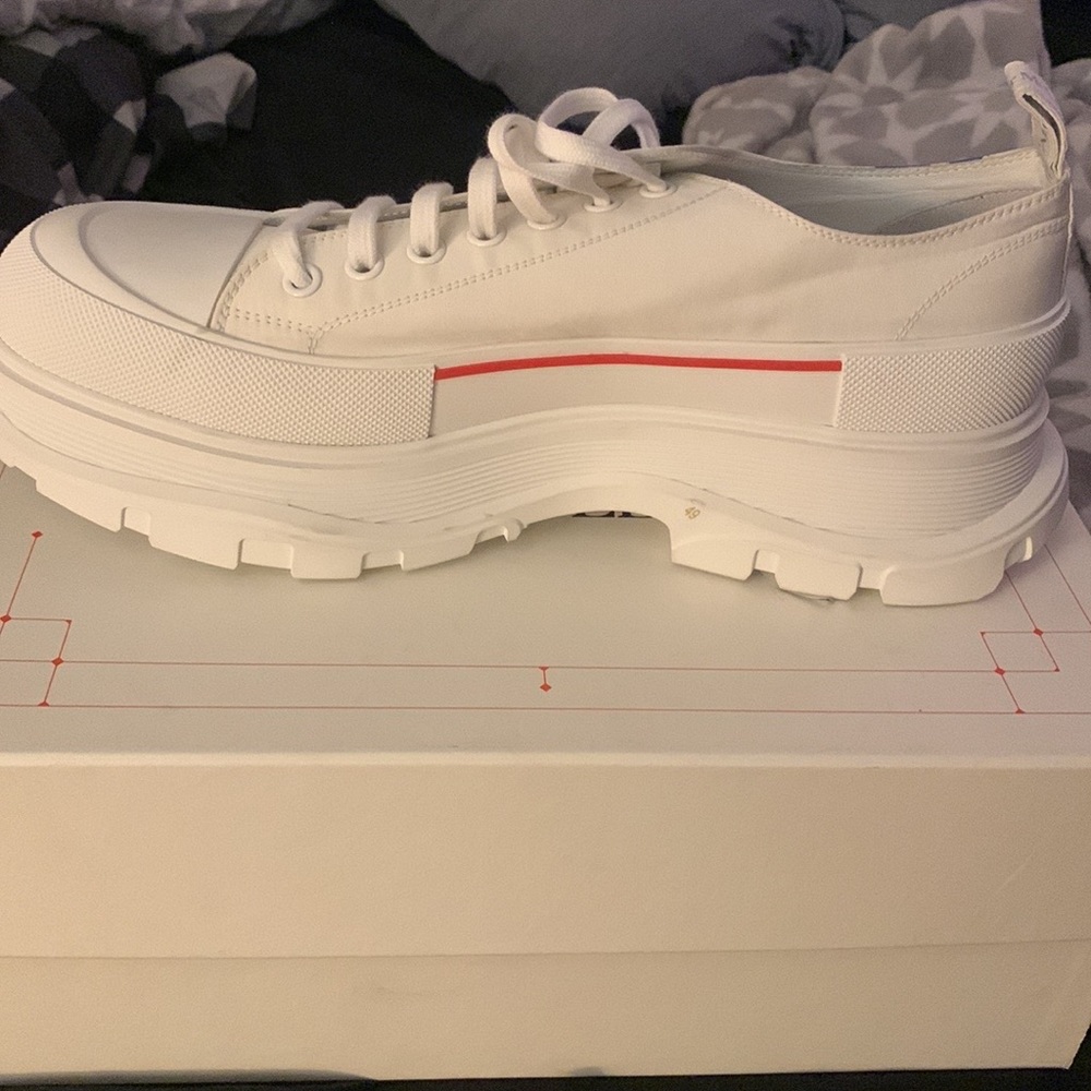 Alexander McQueen White Chunk Sneakers